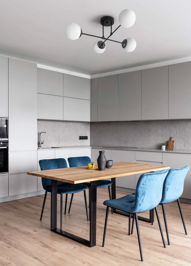 Black ceiling lamp, asymmetrical shape, metal tubes, white balls - FINO - Lampit image 2