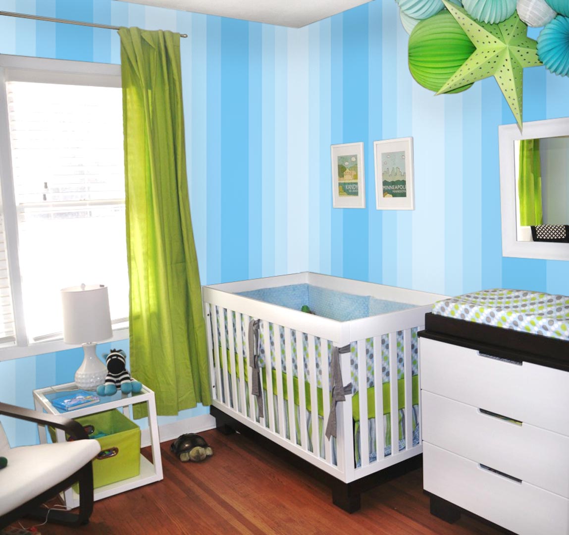 Blue gradient children's (for boy's rooms) wallpaper-a vertical striped wallpaper - Dekoori image 2