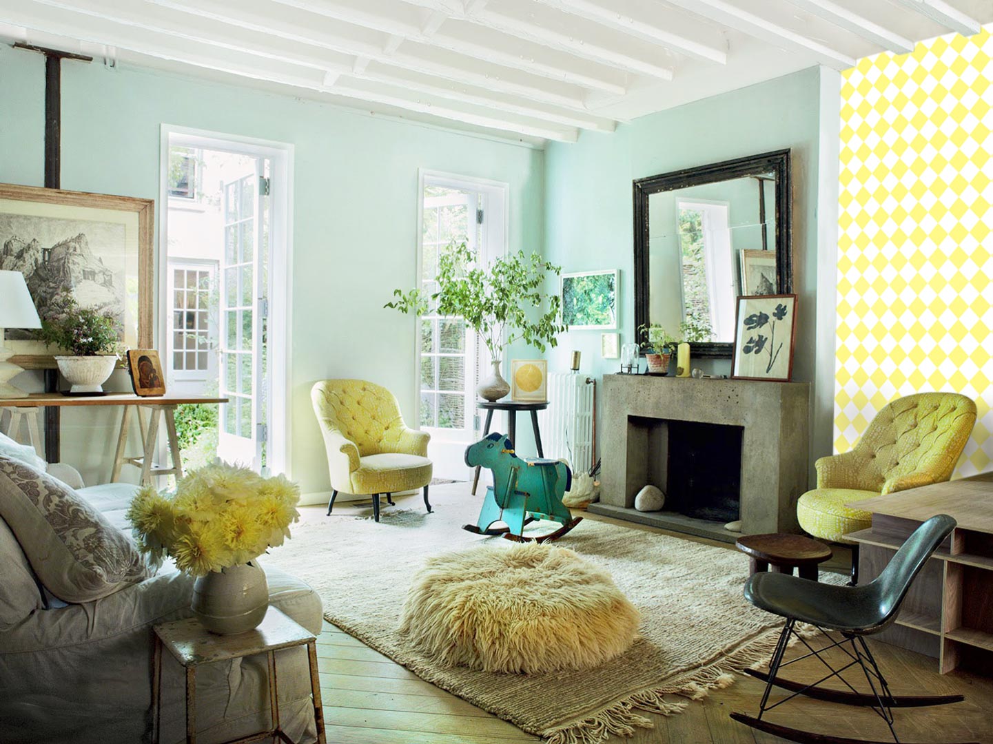 White and yellow mini harlequin wallpaper - Dekoori image 4