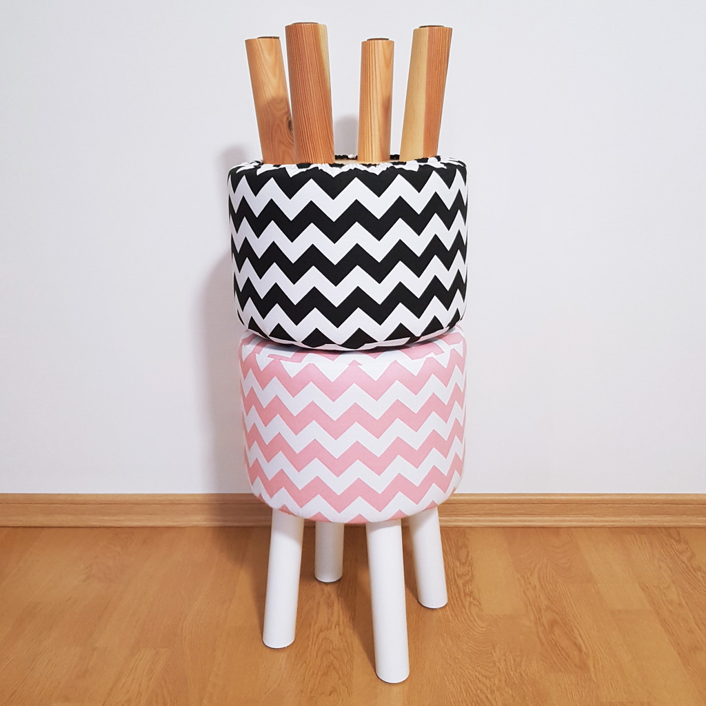 Fashionable pouf white and black with ZIGZAGS wooden stool for sitting - Lily Pouf image 4