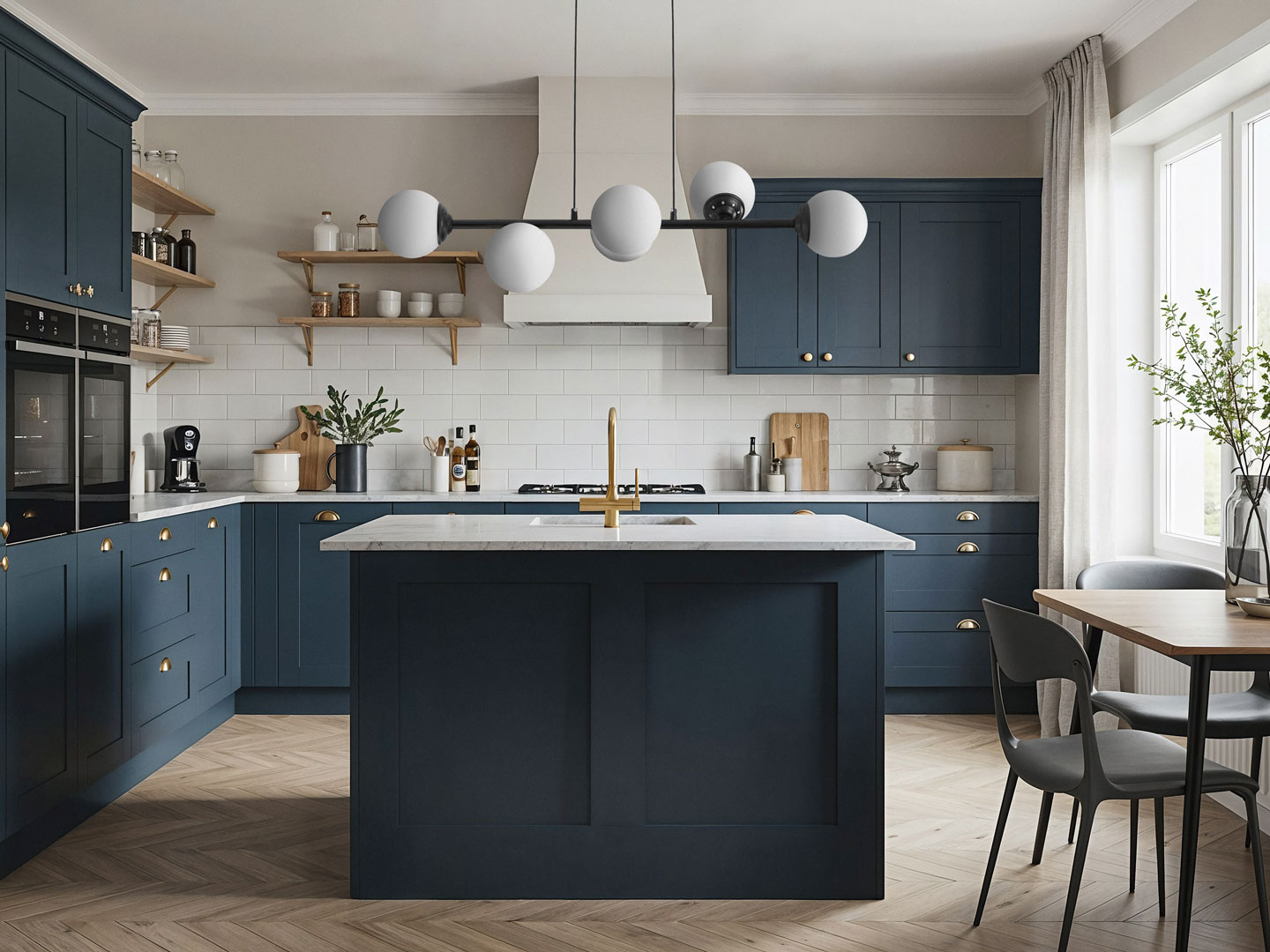 Black light, chandelier on a wire, with elongated cover and glass balls - FINO - Lampit image 4