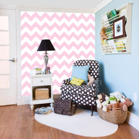 White and light pink mini chevron wallpaper