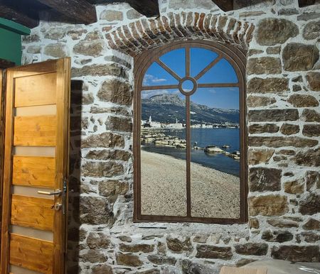 Customised wallpaper with your own design